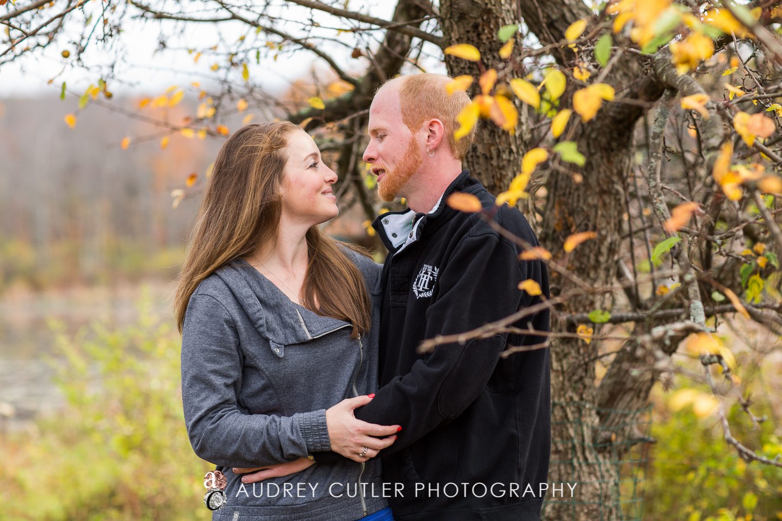 Autumn_Massachusetts_Engagement_Photographer