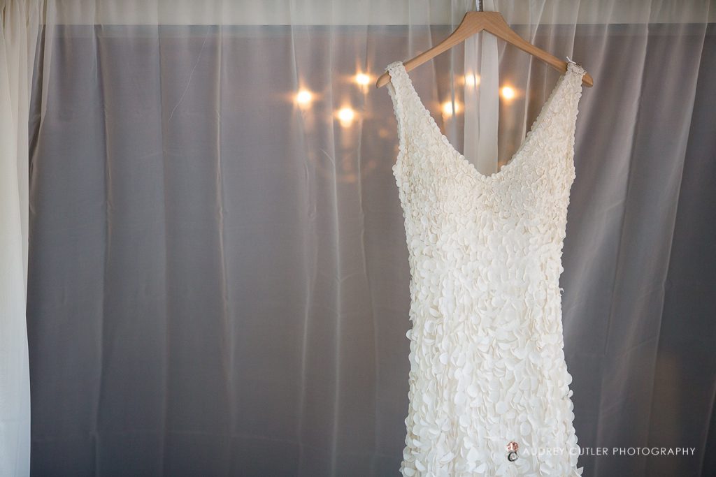 worcester_massachusetts_wedding_photographer_bride_dress