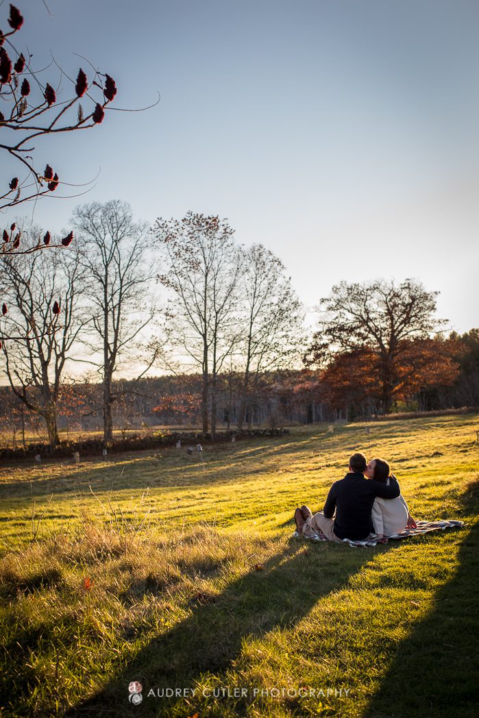 wachusett-meadow-sunset-engagement-session-11