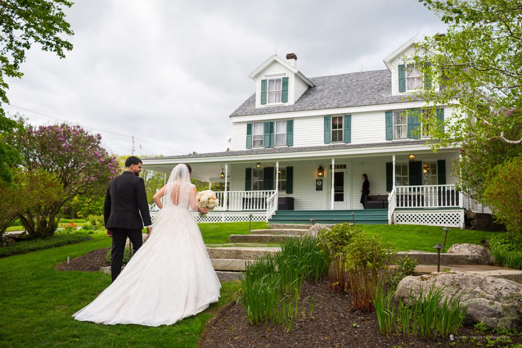 harrington-farm-wedding-bride-groom-farmhouse