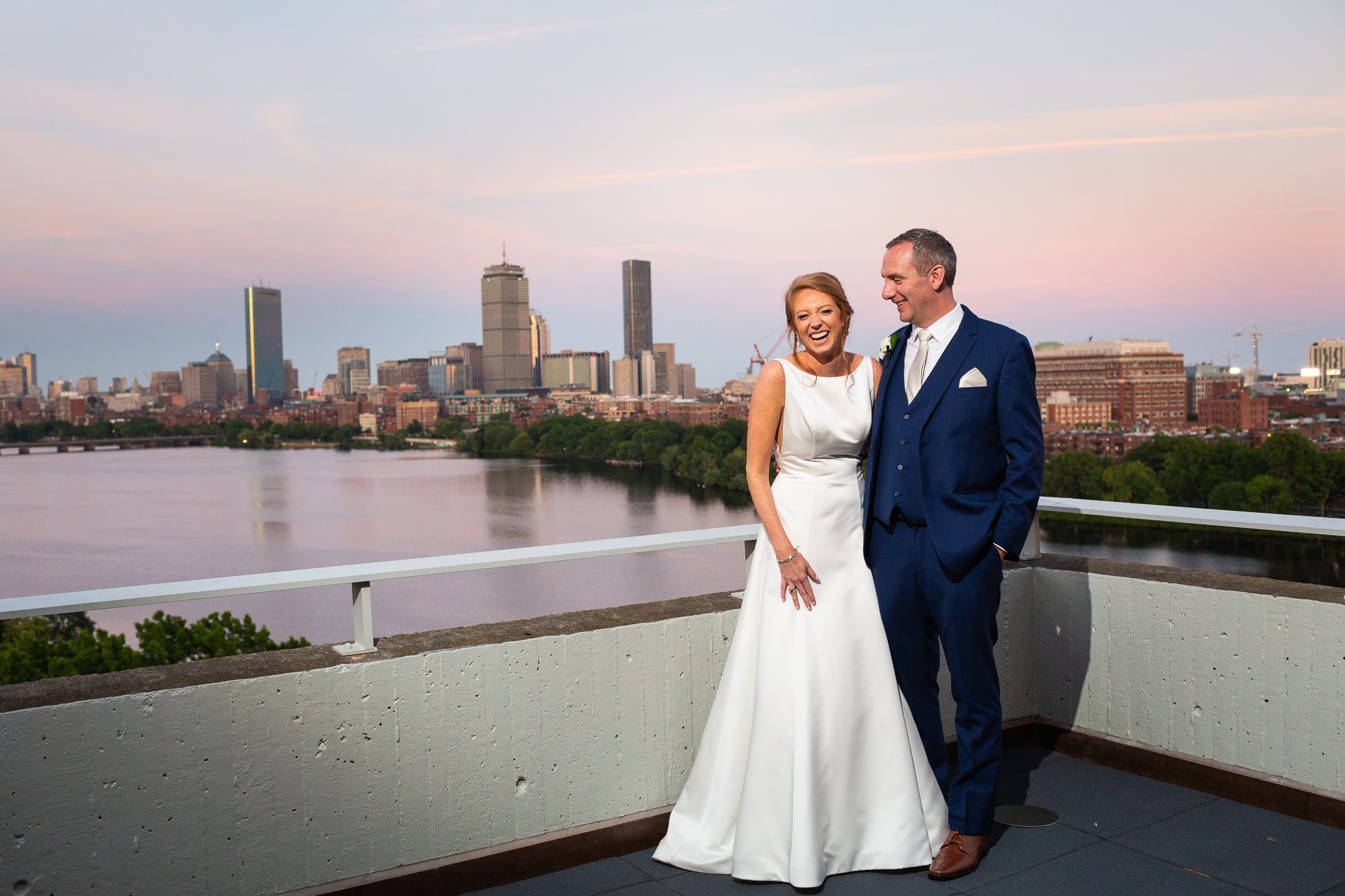 bride-groom-dance-with-boston-skyline