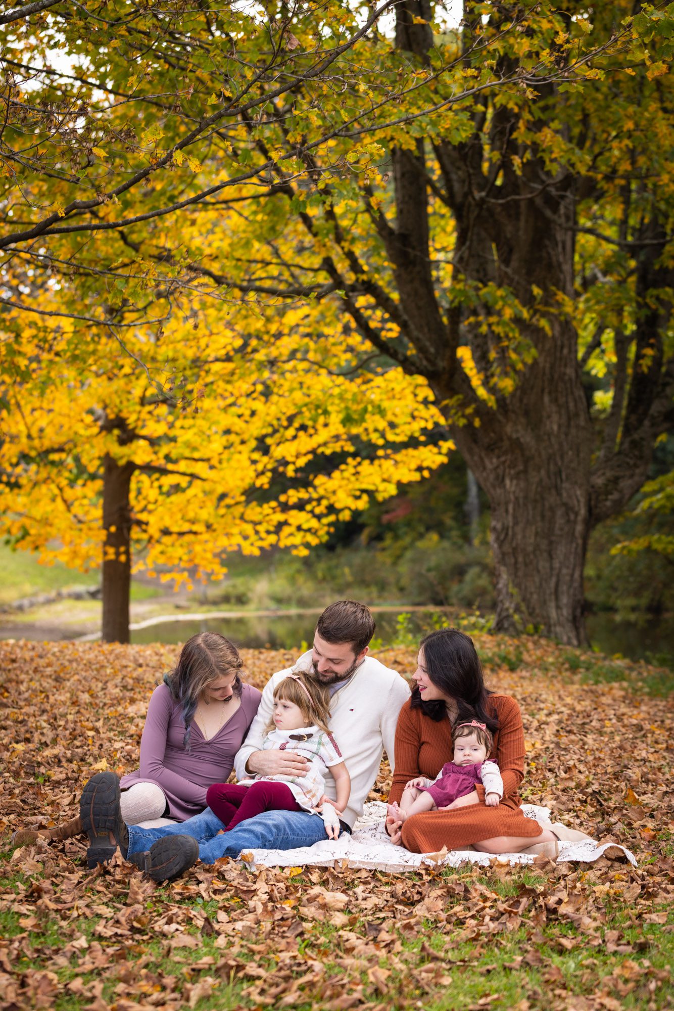 mini-photo-family-sessions-at-Crystal-Brook-Farm-Sterling MA -5